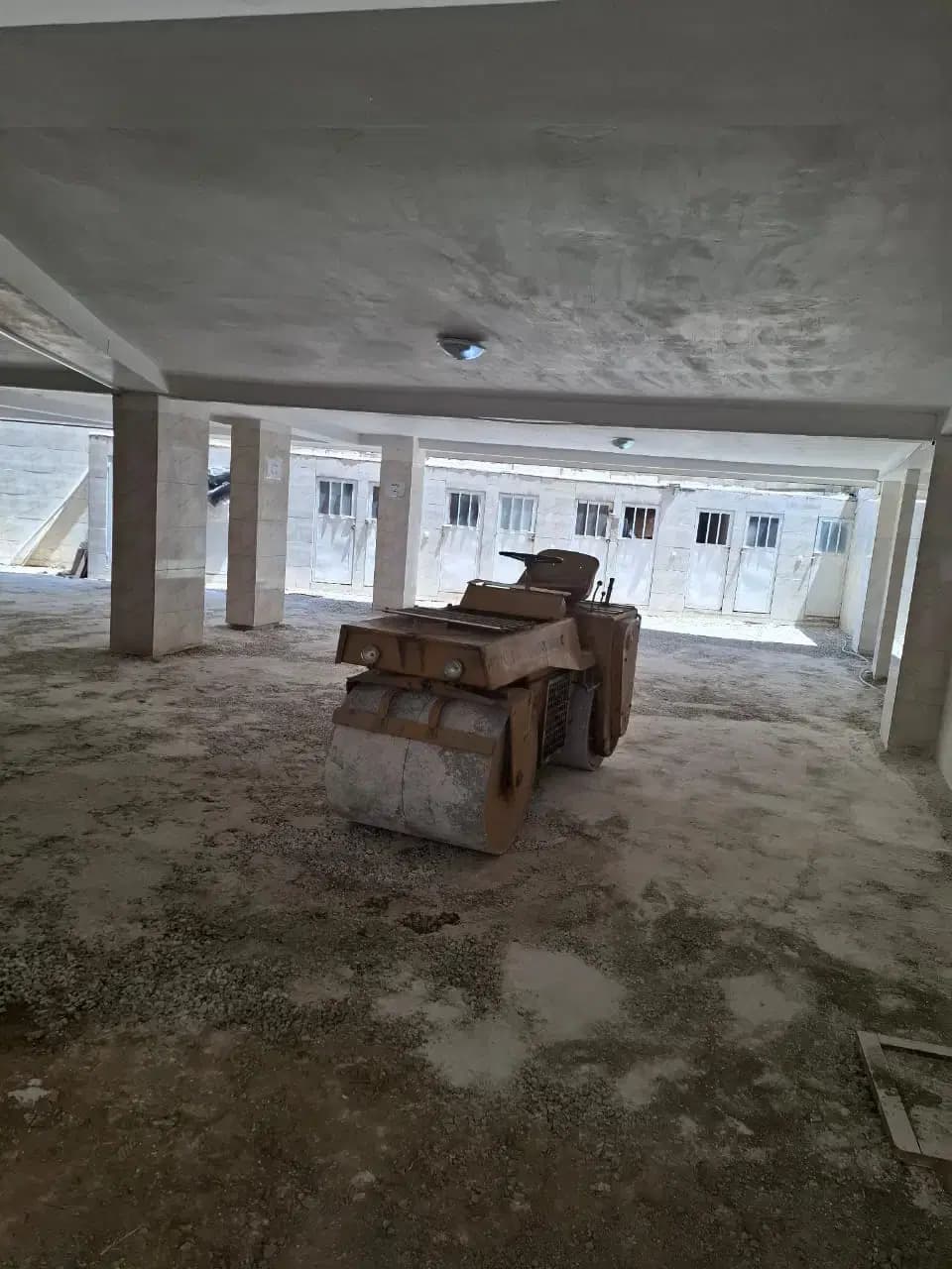 غلطک فرمونی آلمانی ساده دمدار75محوطه سازی