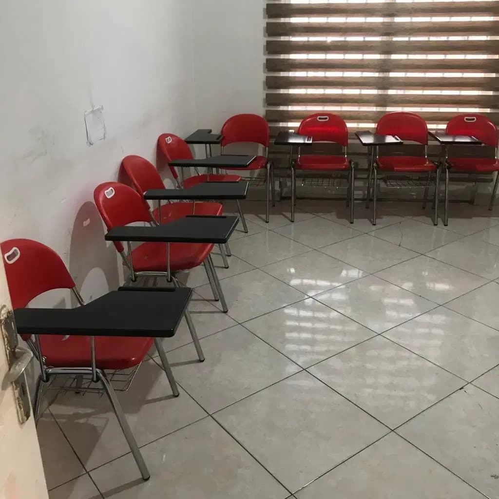  کلاس آموزشی و اتاق گفتمان
